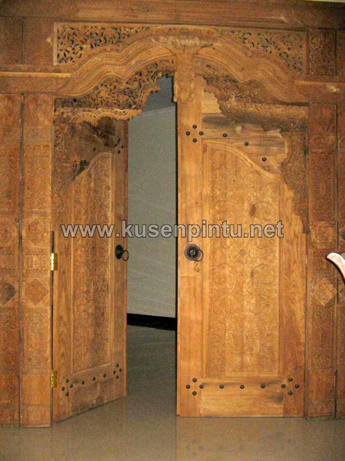  Pintu  Gebyok  Jawa Jepara Model Kuno  KPG 327 Kusen Pintu  